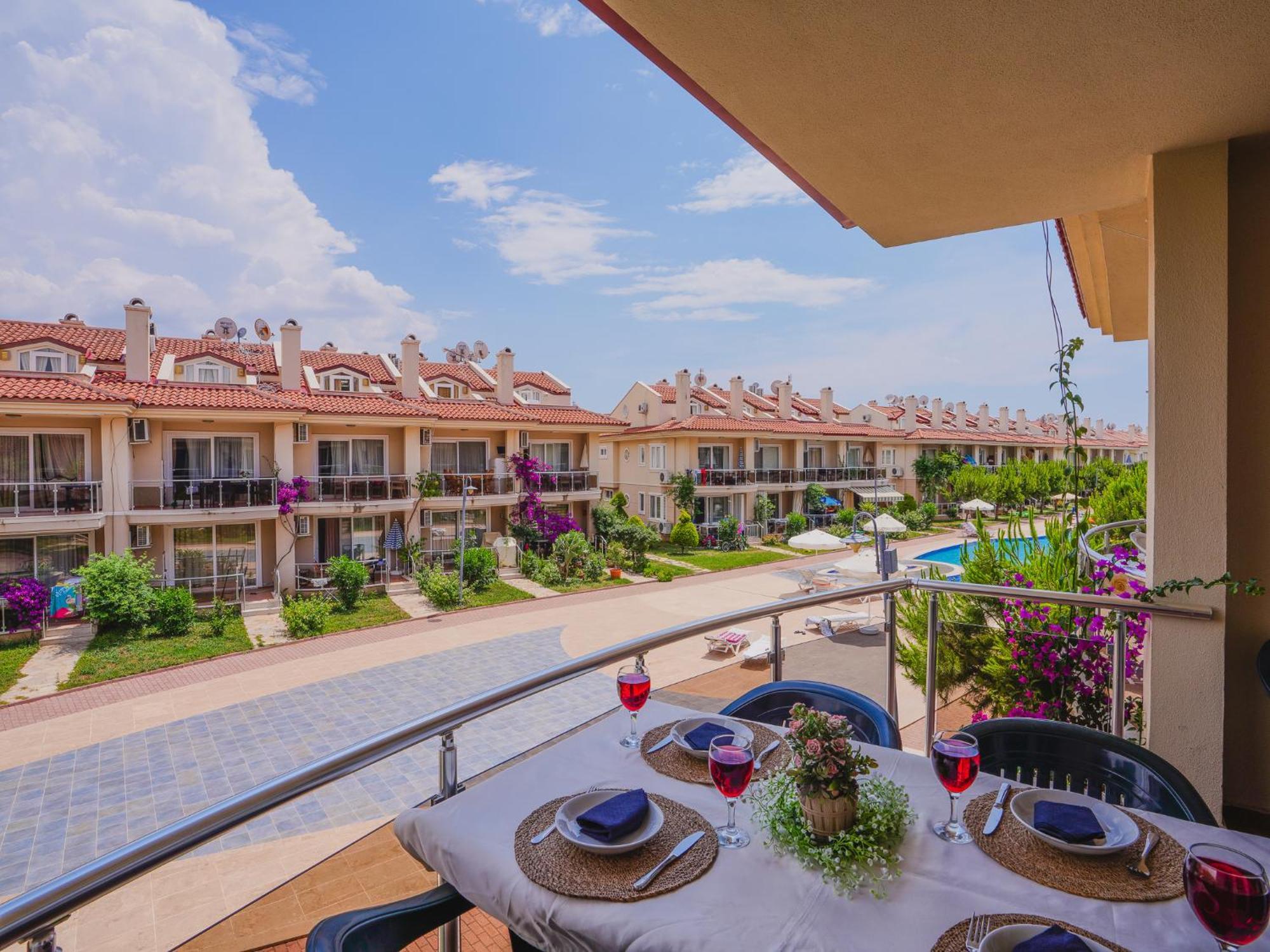 Sunset Beach Club Aqua Lettings Fethiye Exterior foto